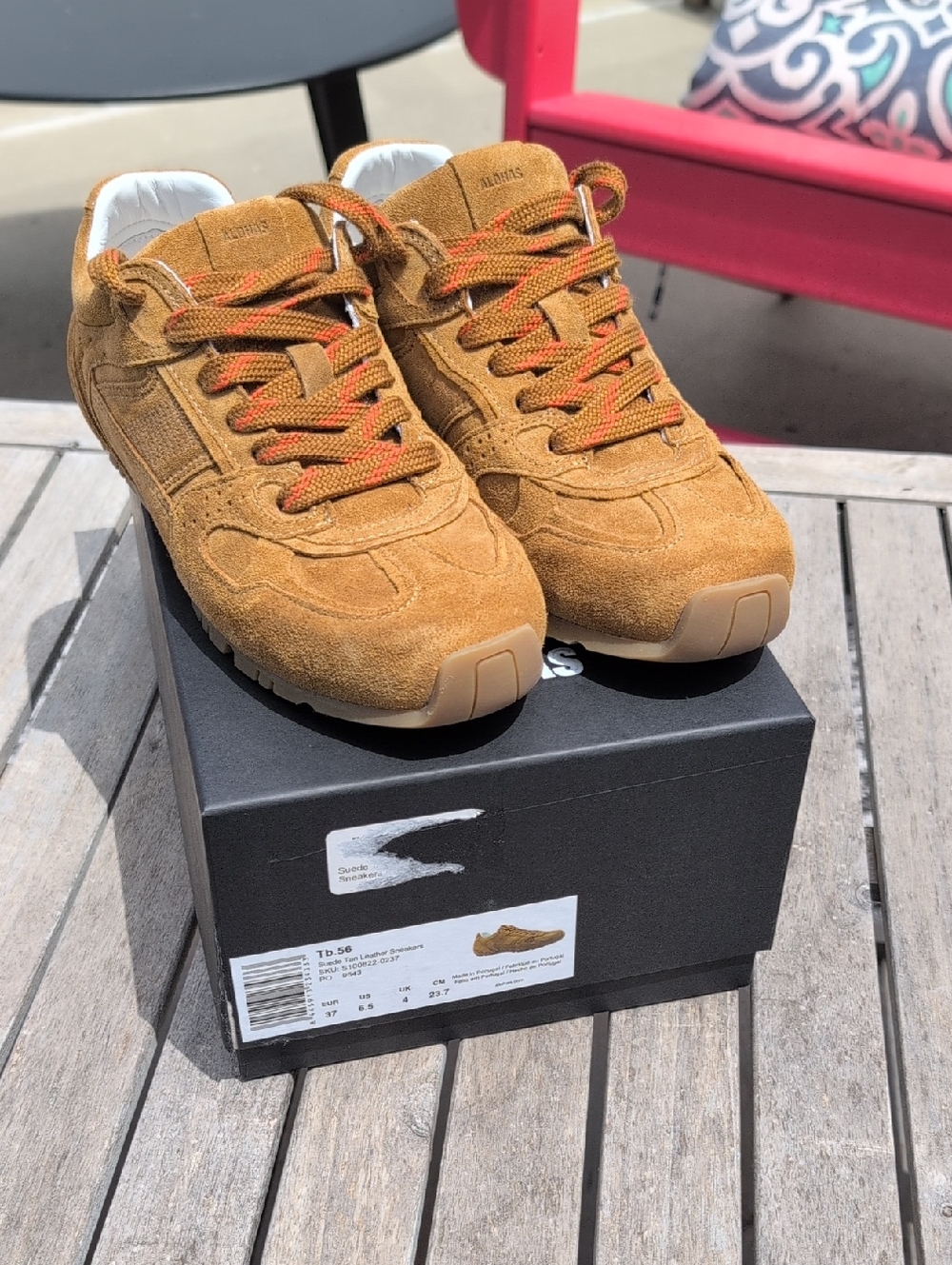 Alohas Tb.56 Tan Suede Sneakers